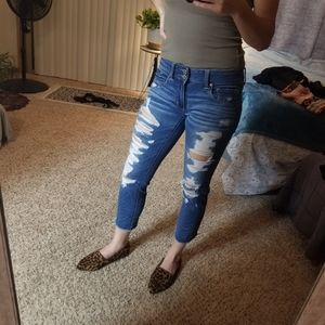 American Eagle cropped distressed jeans